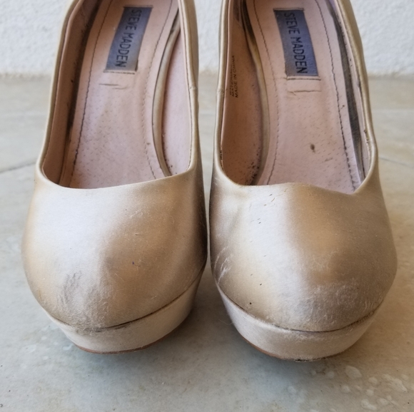 Steve Madden Partyy-R Rhinestone Platform Pump - Picture 5 of 8